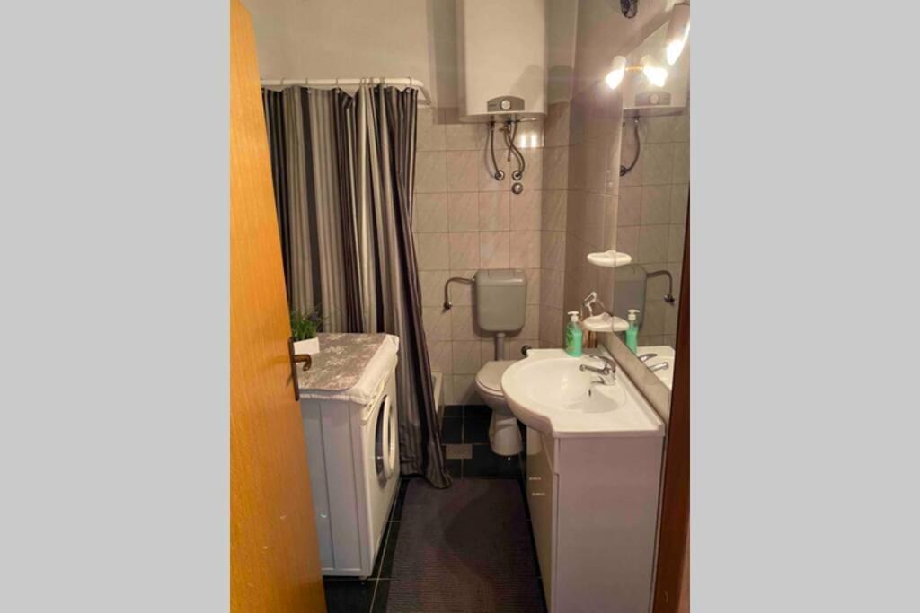 شقة سلاتين  في Apartman Toma المظهر الخارجي الصورة